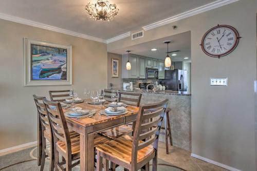 Apartamento 11th-floor Condo With View, 1 Block To Dining!