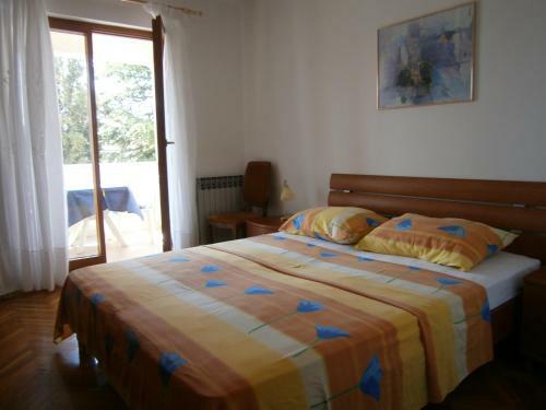 Hostal Apartments And Rooms Irena