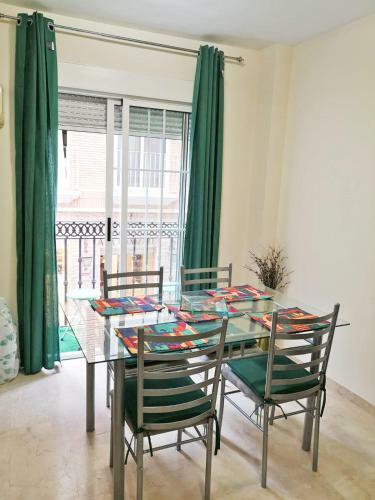 Apartamento S�per C�ntrico, Luminoso, Amplio, Terrazas Y Patio