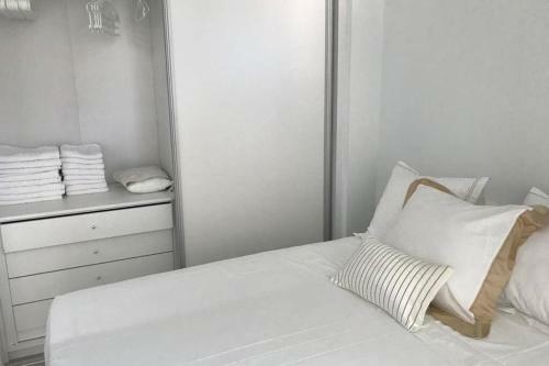Apartamento Nuevo Con El Mar A Sus Pies.