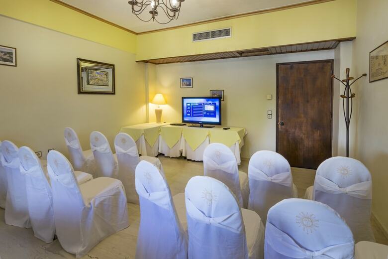 Hotel Grecian Castle