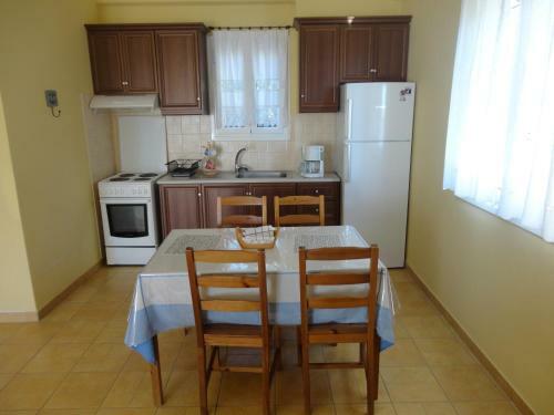 Akti Zaga Apartments