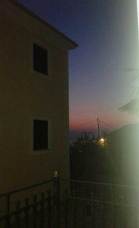 Apartamento Iriana Village Inn