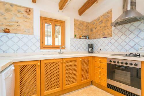Villa Cas Capell� & Casa Rub�