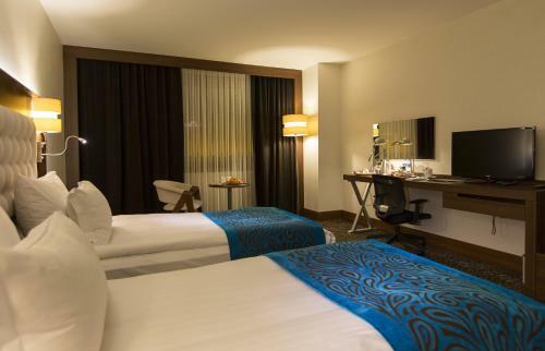 Teymur Continental Hotel