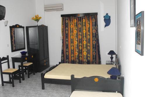 Hostal Anna Zisimos