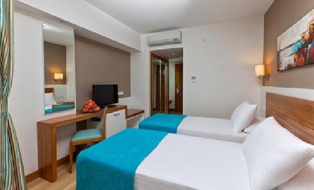 Grand Park Lara Hotel