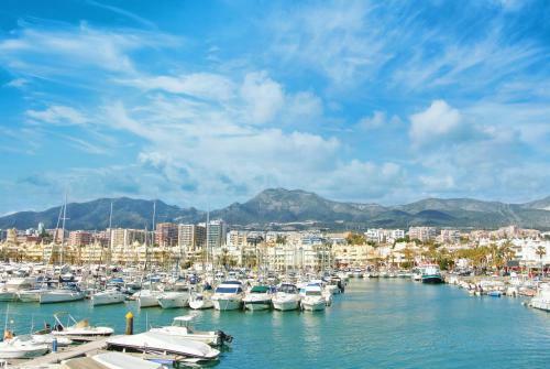 Apartamento Benalmadena Seafront Top Floor Studio