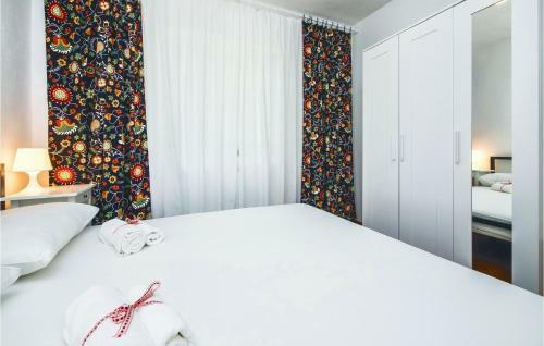 Holiday Home Postira Mala Lozna