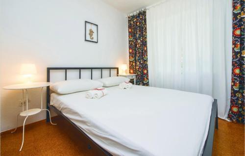 Holiday Home Postira Mala Lozna