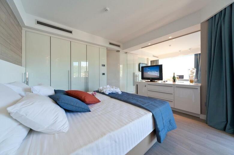 Hotel Lafodia Sea Resort