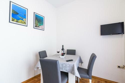 Apartments Neve