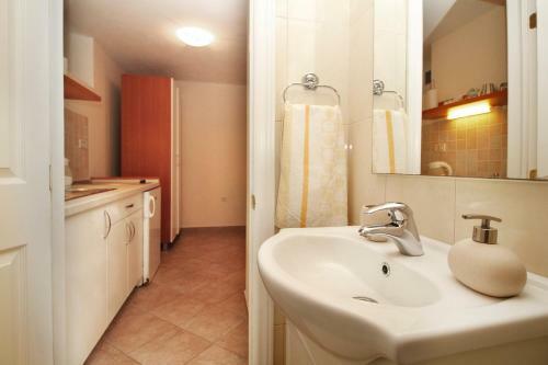 Apartments Caralipeo