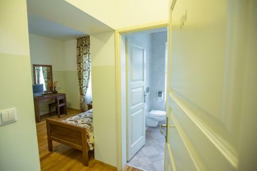 Hostal St. Hubert Hunting Lodge