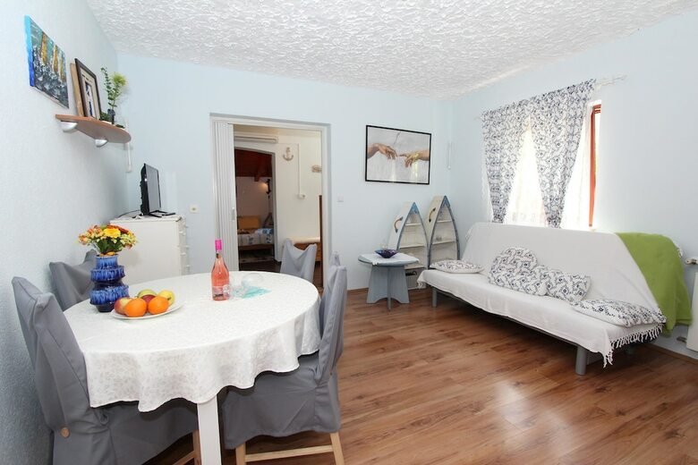 Apartments Villa Nikola