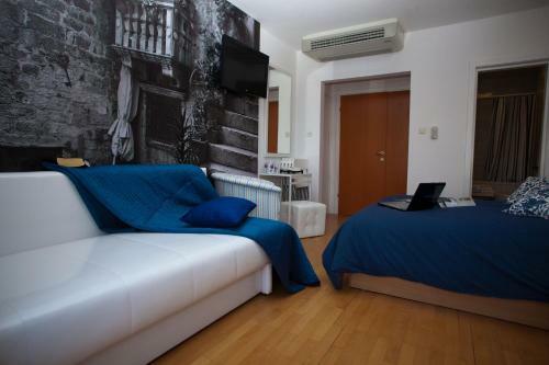 Apartamentos Makarska City Bay Studios