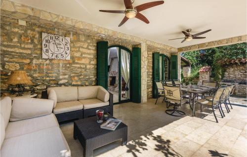 Holiday Home Rovinjsko Selo V
