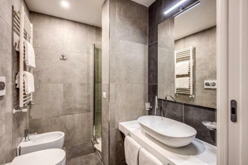 Hostal Four Rivers Suites