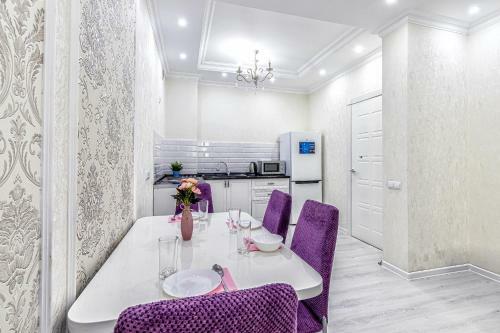 Botanical Garden Apartments