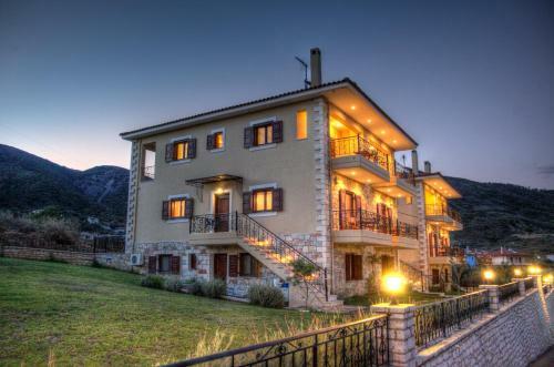 Venetiko Villas