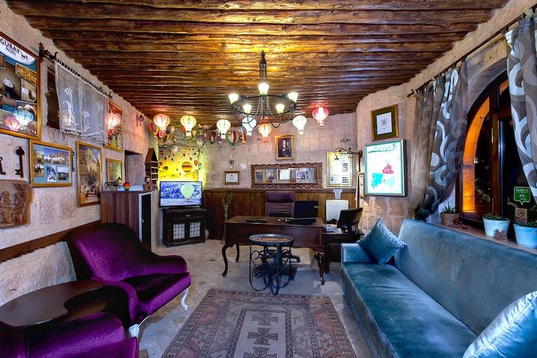 Oyku Evi Cave Hotel