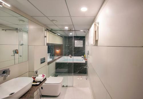 Hotel Sk Lords Eco Inn Ahmedabad