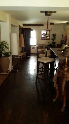 Hostal The Old Trading House