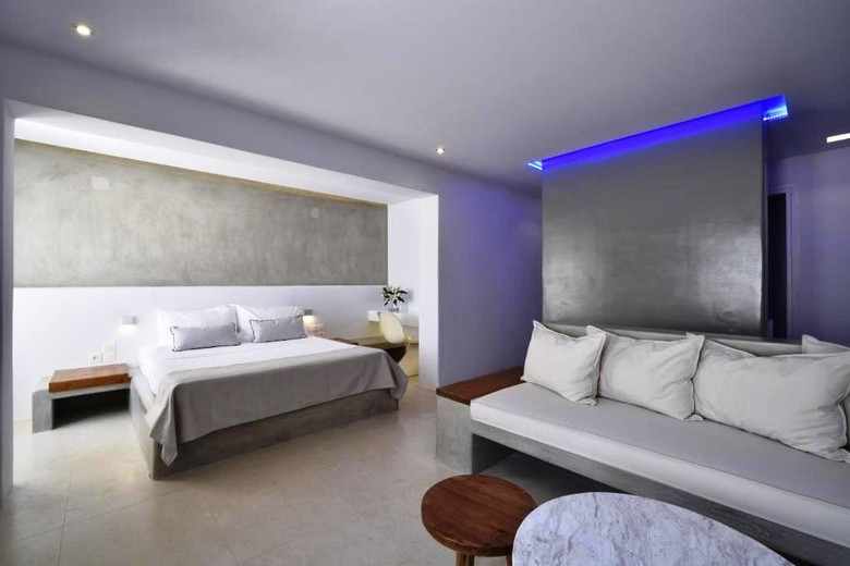 En Lefko Prive Suites Hotel