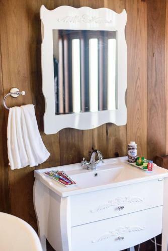 Hotel Roomquest Rimrabeang And Suite