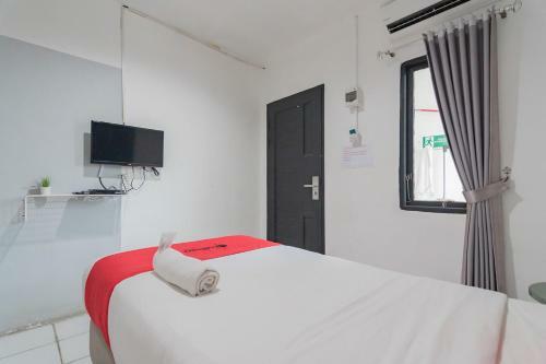 Hotel Reddoorz At Sani Guest House