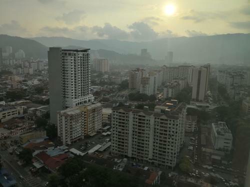 Apartamento Strait Garden Suites X Ace Pro @ George Town