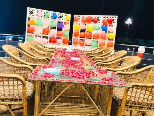 Hotel Titanic Resort Faisalabad