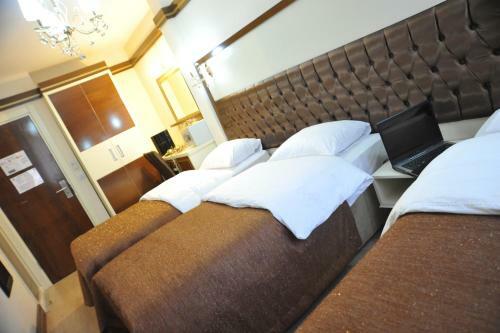 Gloria Tibi Hotel