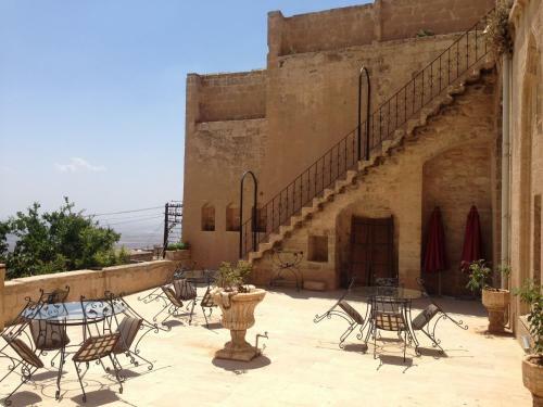 Hostal Kasr-i Abbas Hotel