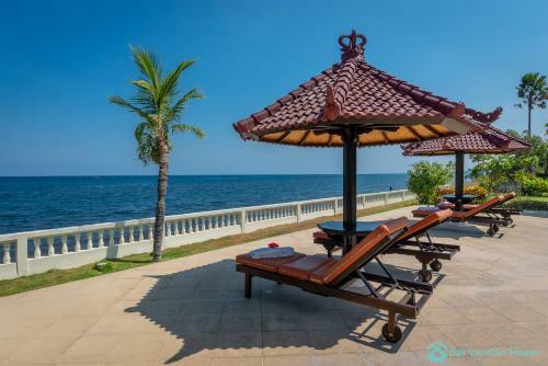 Villa Namast� - Beachfront At Lovina 10p, Pool, Bbq