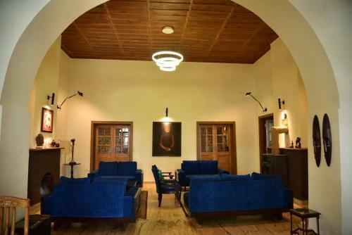 Room In A British Bungalow Homestay