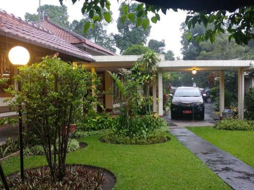 Hotel Bumi Asih Gedung Sate Bandung