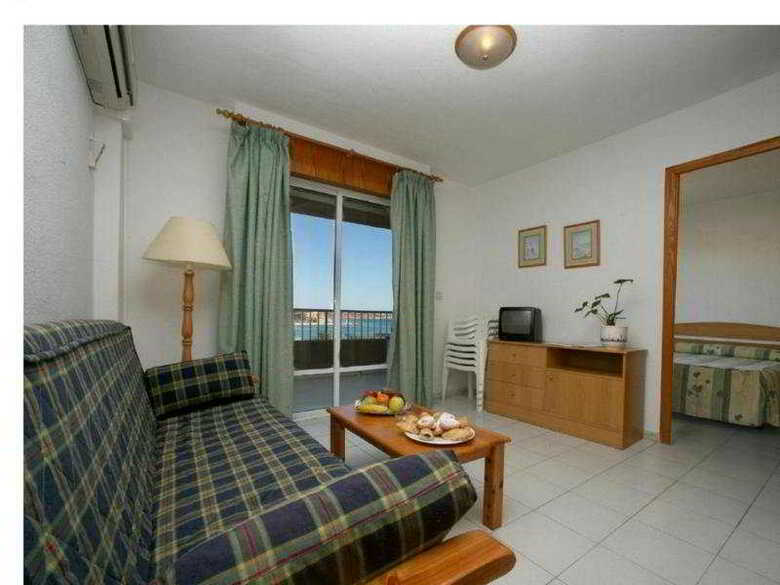 Apartamentos Palmera Beach