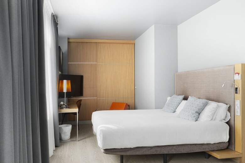 Hotel Petit Palace Alcal� Torre