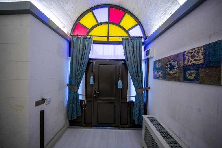 Sirehan Hotel