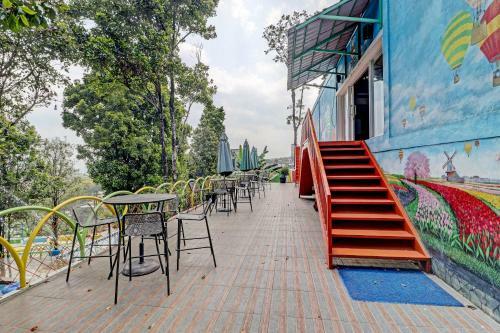 Hotel Oyo 90617 Rumah Oma Opa