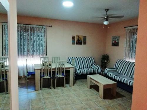 Agroturismo Casa Rural E Puente Del Segura