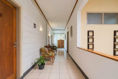 Urbanview Hotel Rumah Asri Bandung