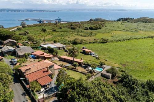 Finca Con Piscina En Doni�os