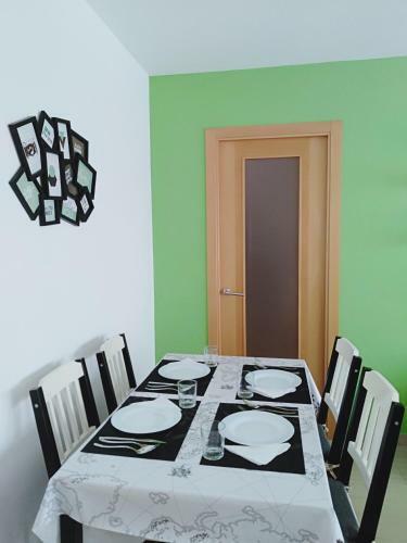 Apartamento Esteiro -parking-wifi-piso 1