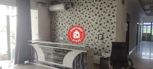 Oyo 83300 Hotel City Palace