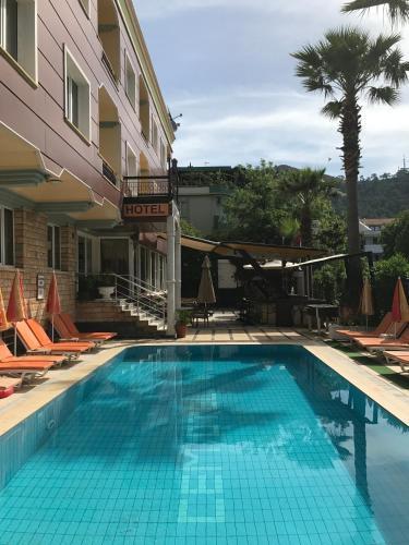 Yacht Marina Apart Hotel