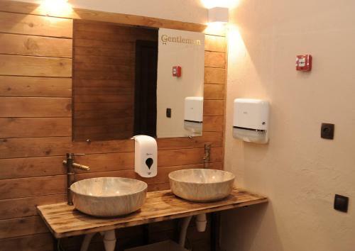 Albergue ?????? Gentleman City