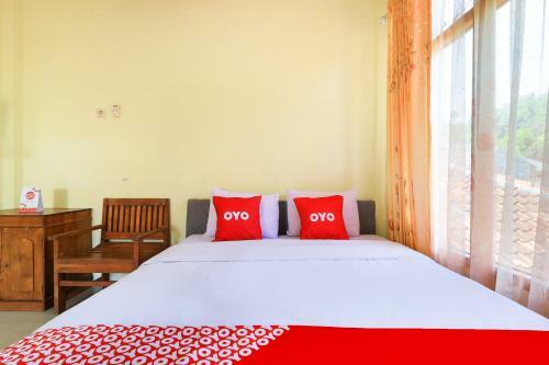 Oyo 90034 Hotel Gandung Yunior