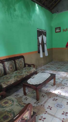 Hostal Dibyo Homestay